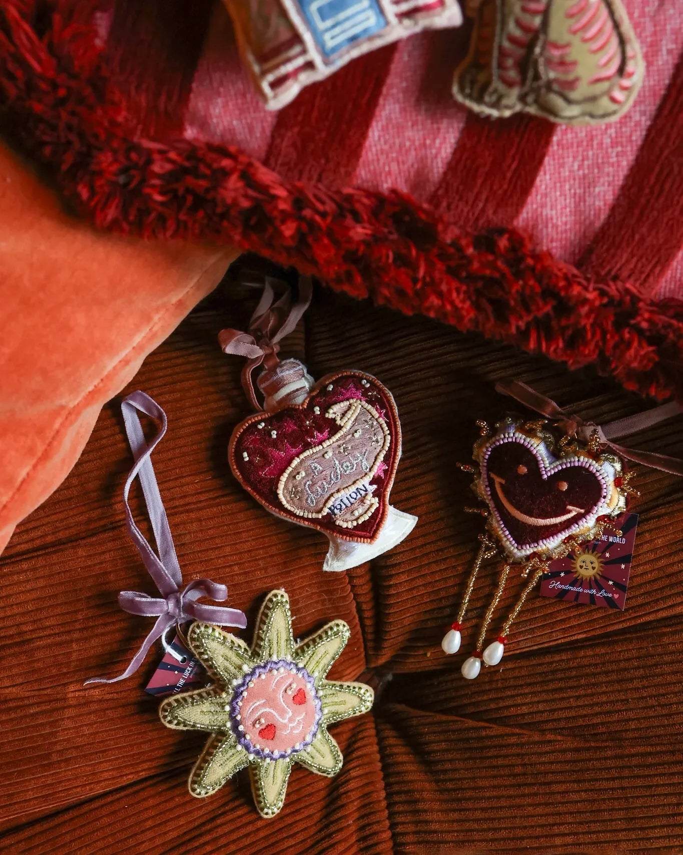 Ornament • Heart with Smiley