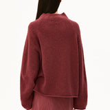 ICONIC Å MONALAA BOUCLÉ Strickpullover • velvet ember