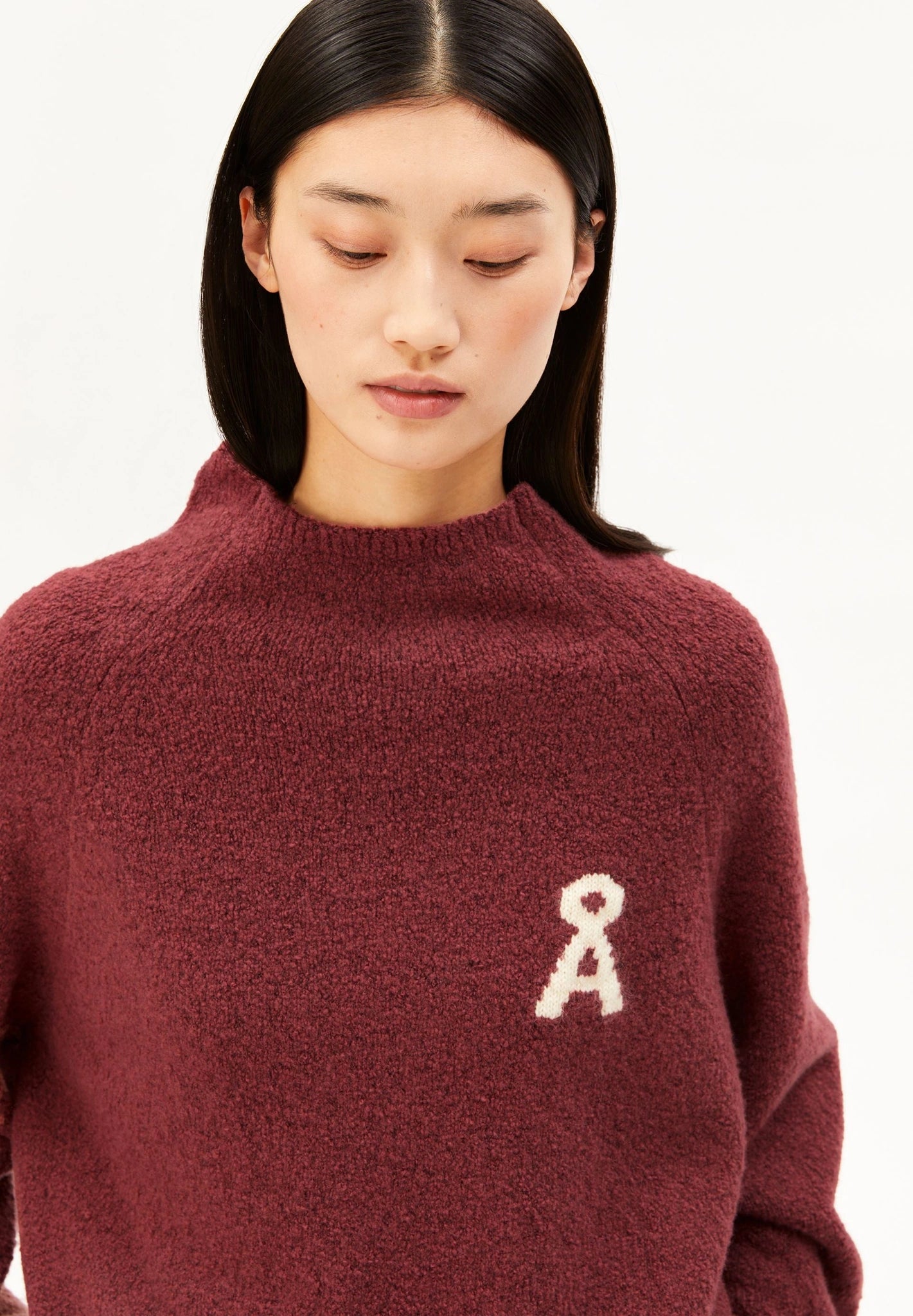 ICONIC Å MONALAA BOUCLÉ Strickpullover • velvet ember