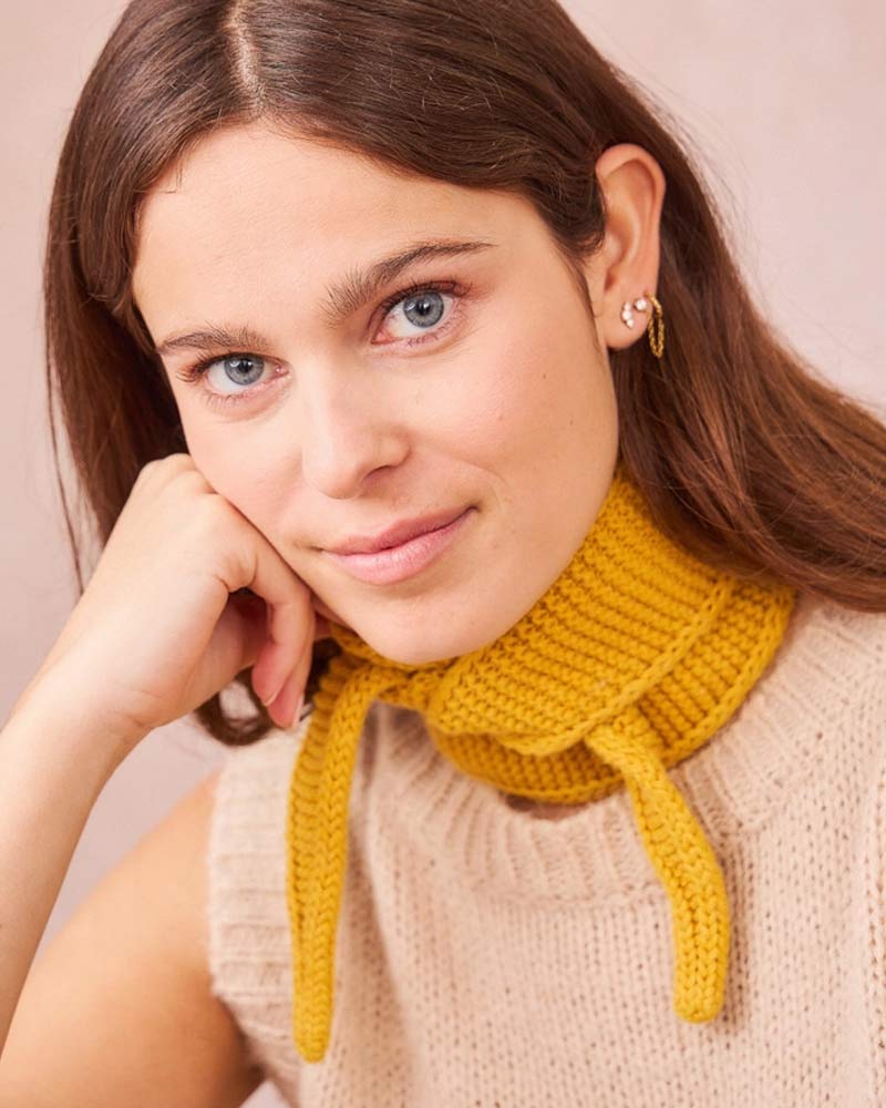 Calie Paris - Kleiner Strickschal • Gelb - ROSA ECK
