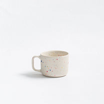 Egg Back Home - NEW PARTY Tasse (240 ml) • Weiß - ROSA ECK