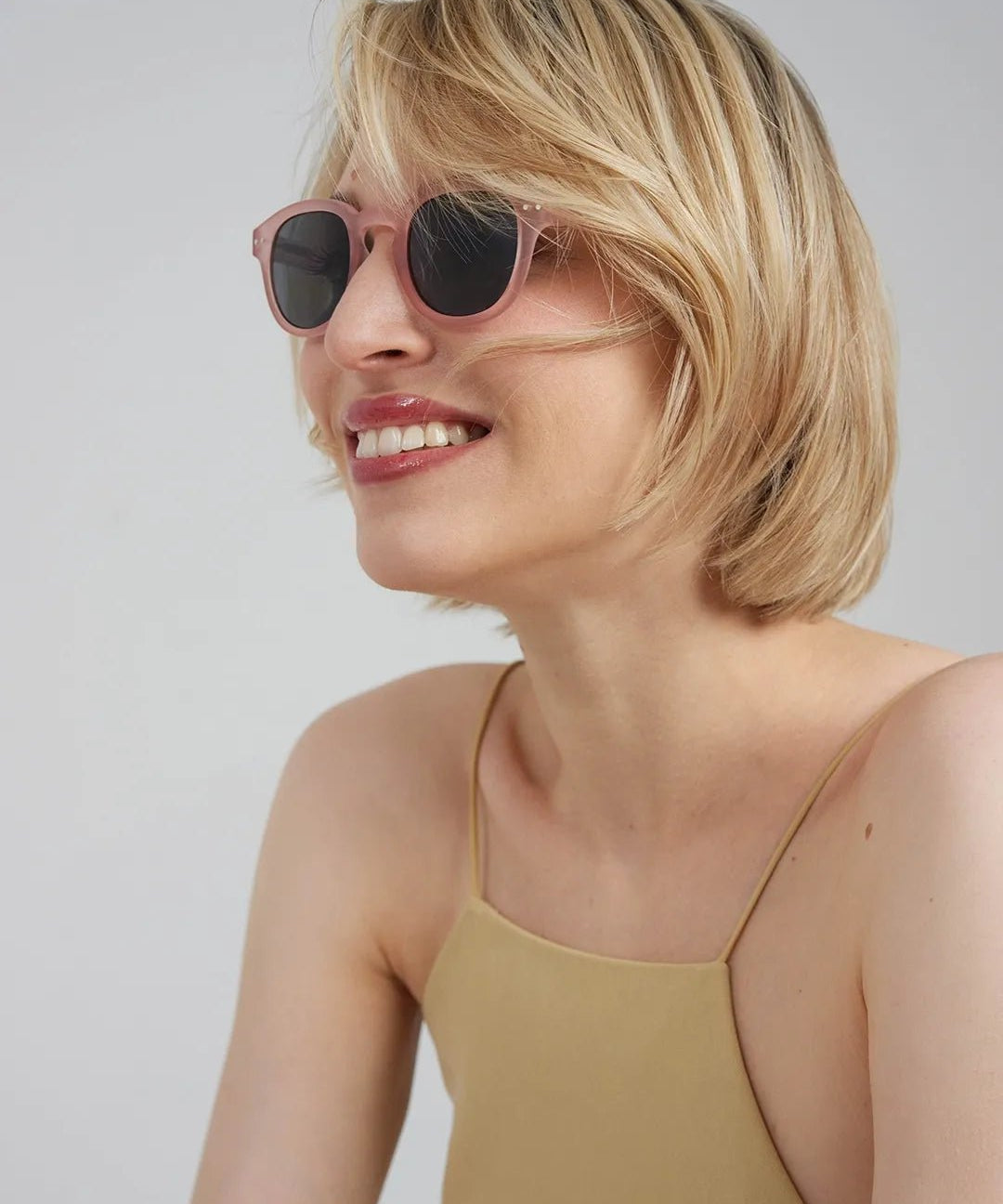 IZIPIZI - C SUN Sonnenbrille • Pink - Sonnenbrille - ROSA ECK Concept Store