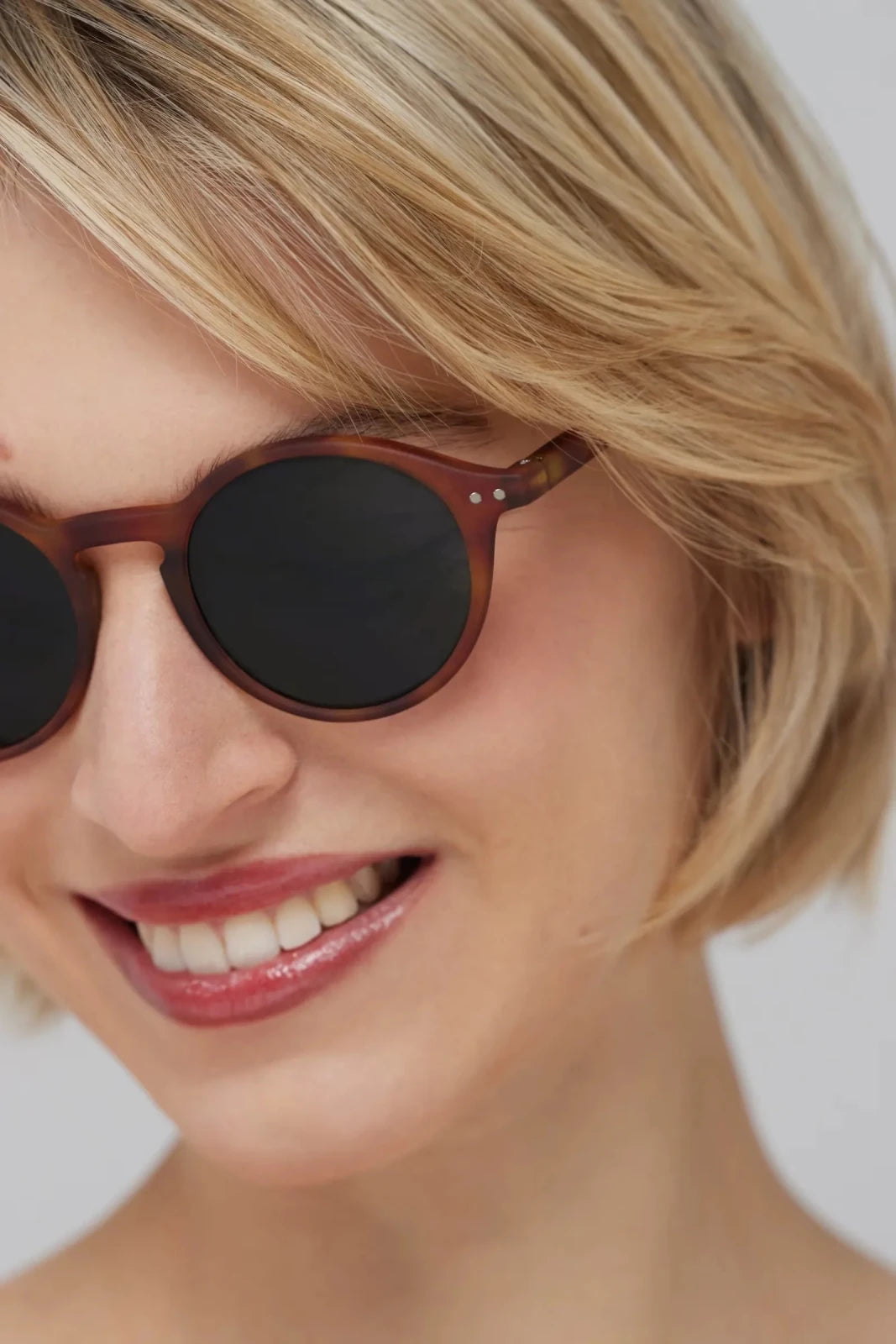 IZIPIZI - D SUN Sonnenbrille • Havane - Sonnenbrille - ROSA ECK