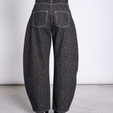 FAYA Barrel Jeans • Dark Leo Print