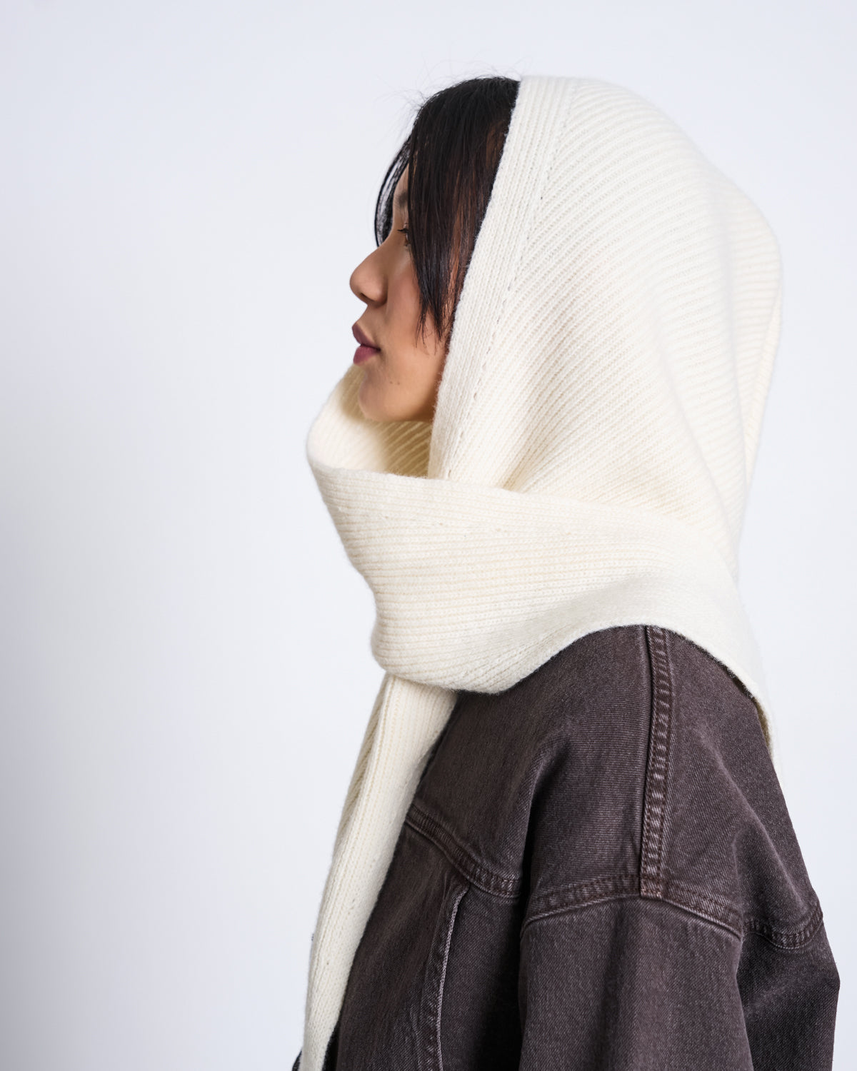 NIRA Kapuzenschal • Offwhite