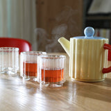 &Klevering - TUBE Teekanne (0,9 l) • Butter - ROSA ECK