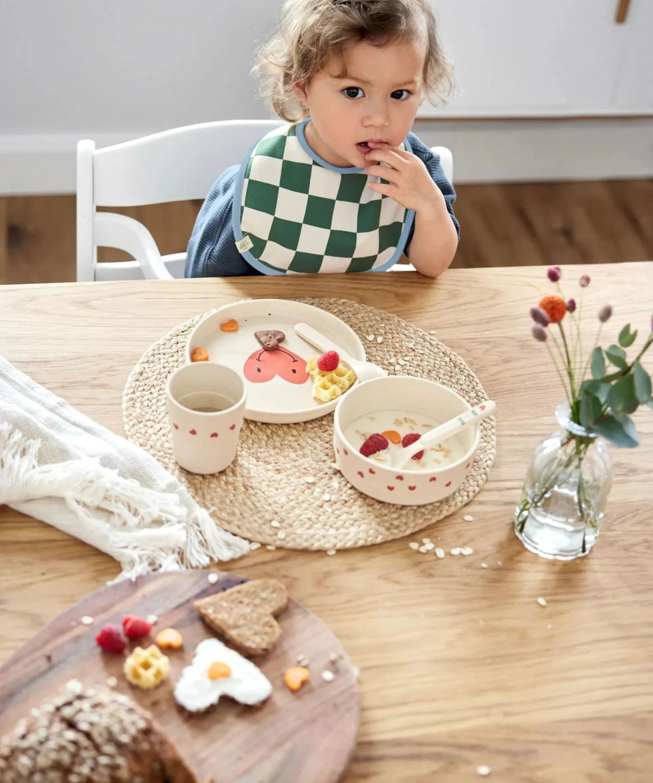 Lässig - HAPPY RASCALS Trinkbecher für Kinder • Herz Lavendel - ROSA ECK