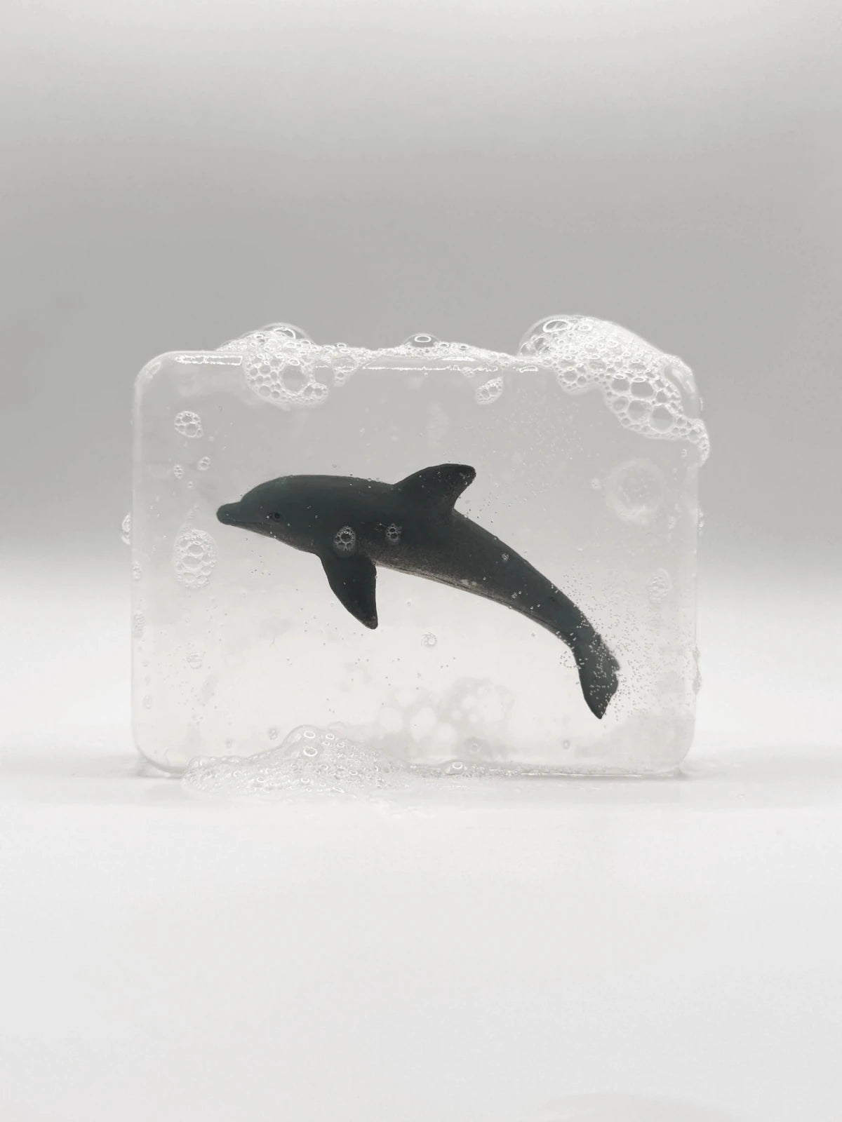 Ludi Soap - Seife mit Figur • Delfin - ROSA ECK