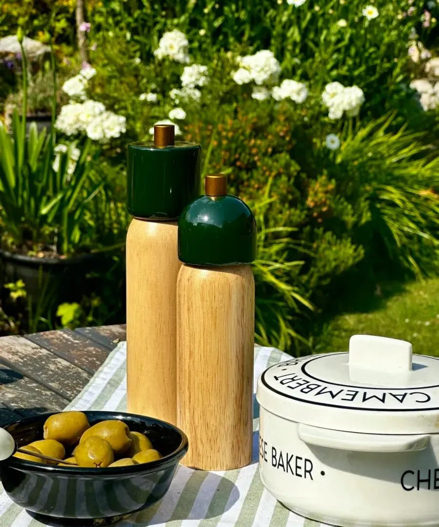 MAEGEN - Medium Salz - & Pfeffermühle • Grün/Gold - Salz - und Pfefferstreuer - ROSA ECK Concept Store
