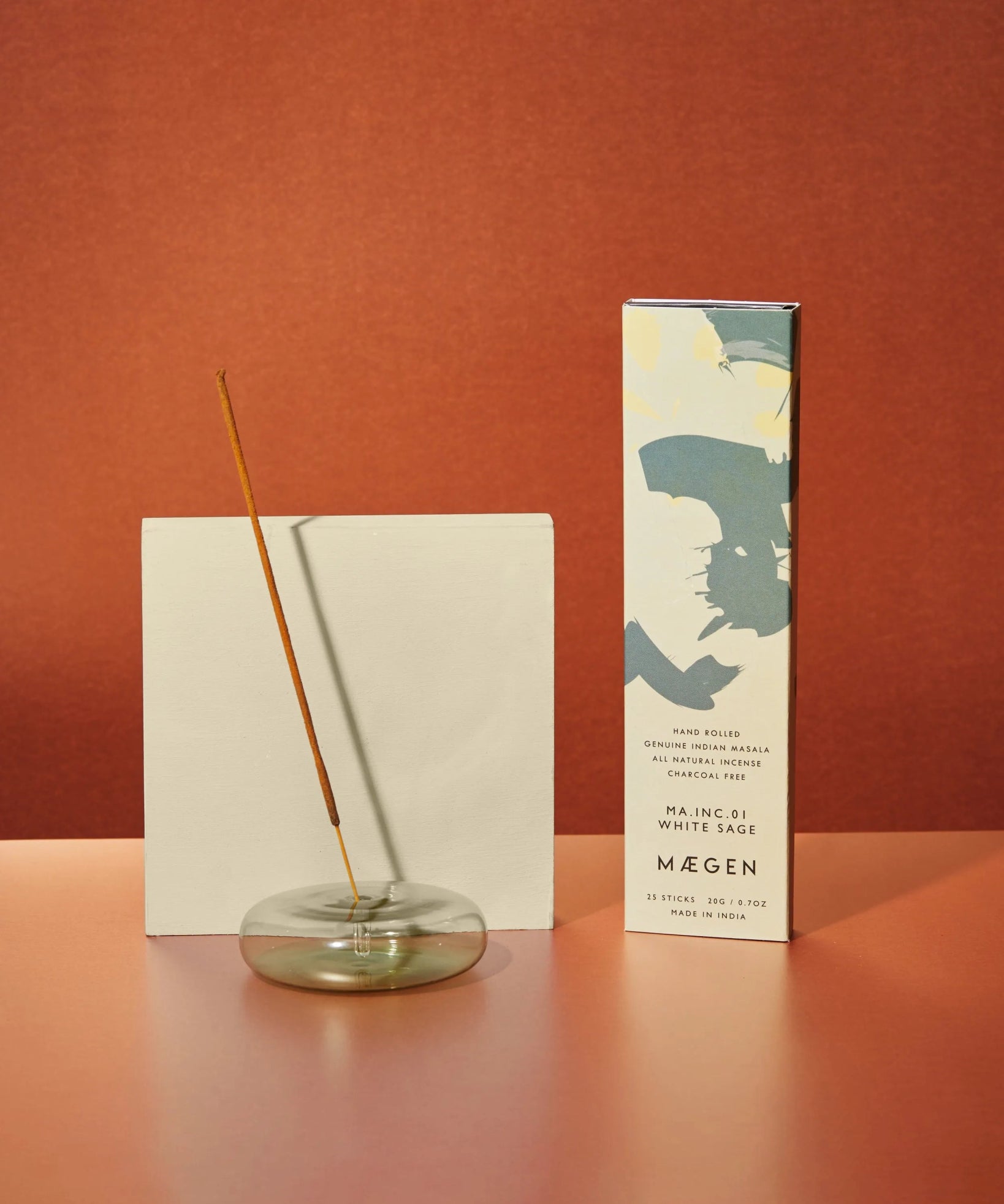 MAEGEN - WHITE SAGE Räucherstäbchen (25 Stück) - Räucherstäbchen - ROSA ECK Concept Store
