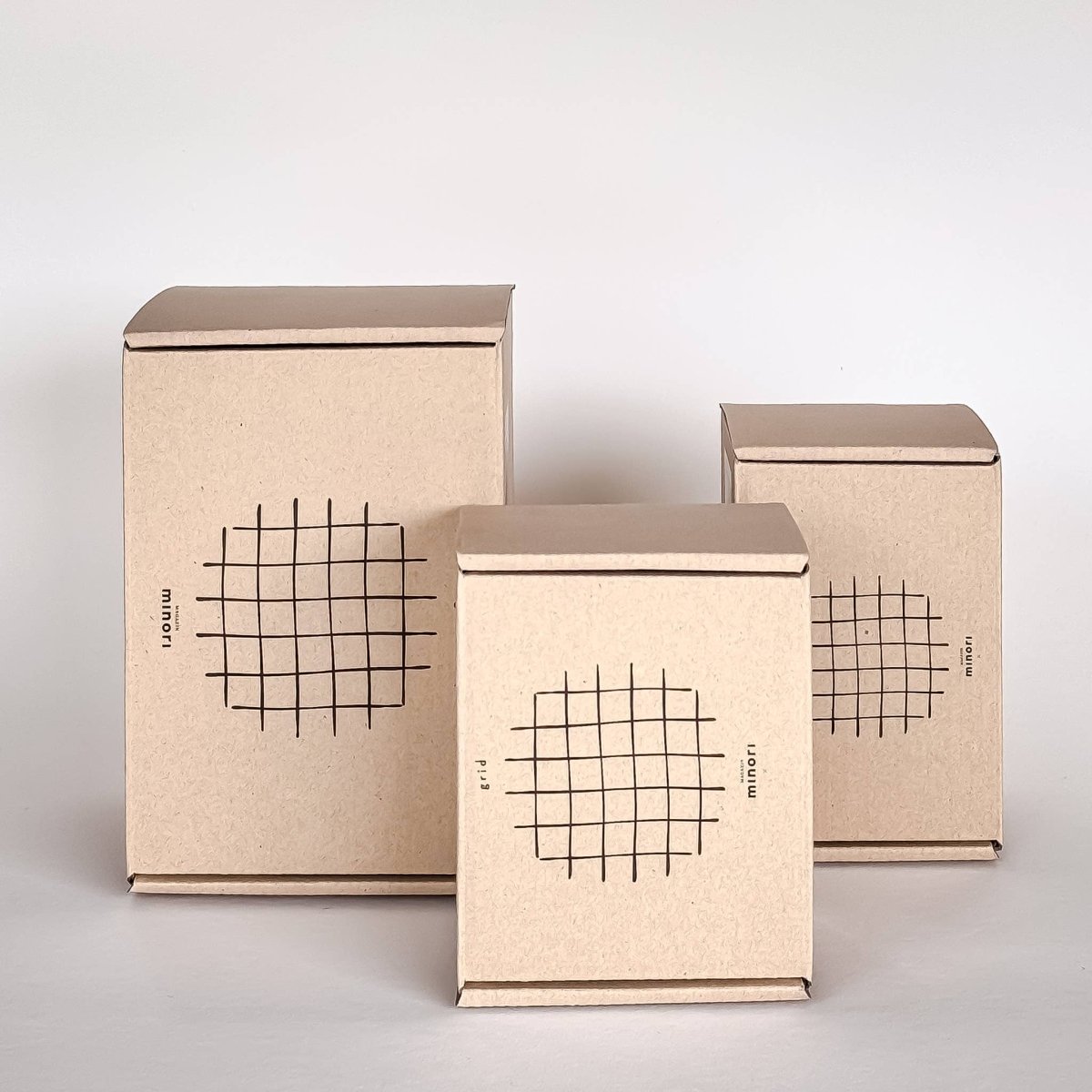 Magazin Minori - GRID Tasse mit Linienraster • gentle green - Kaffee - und Teetasse - ROSA ECK Concept Store