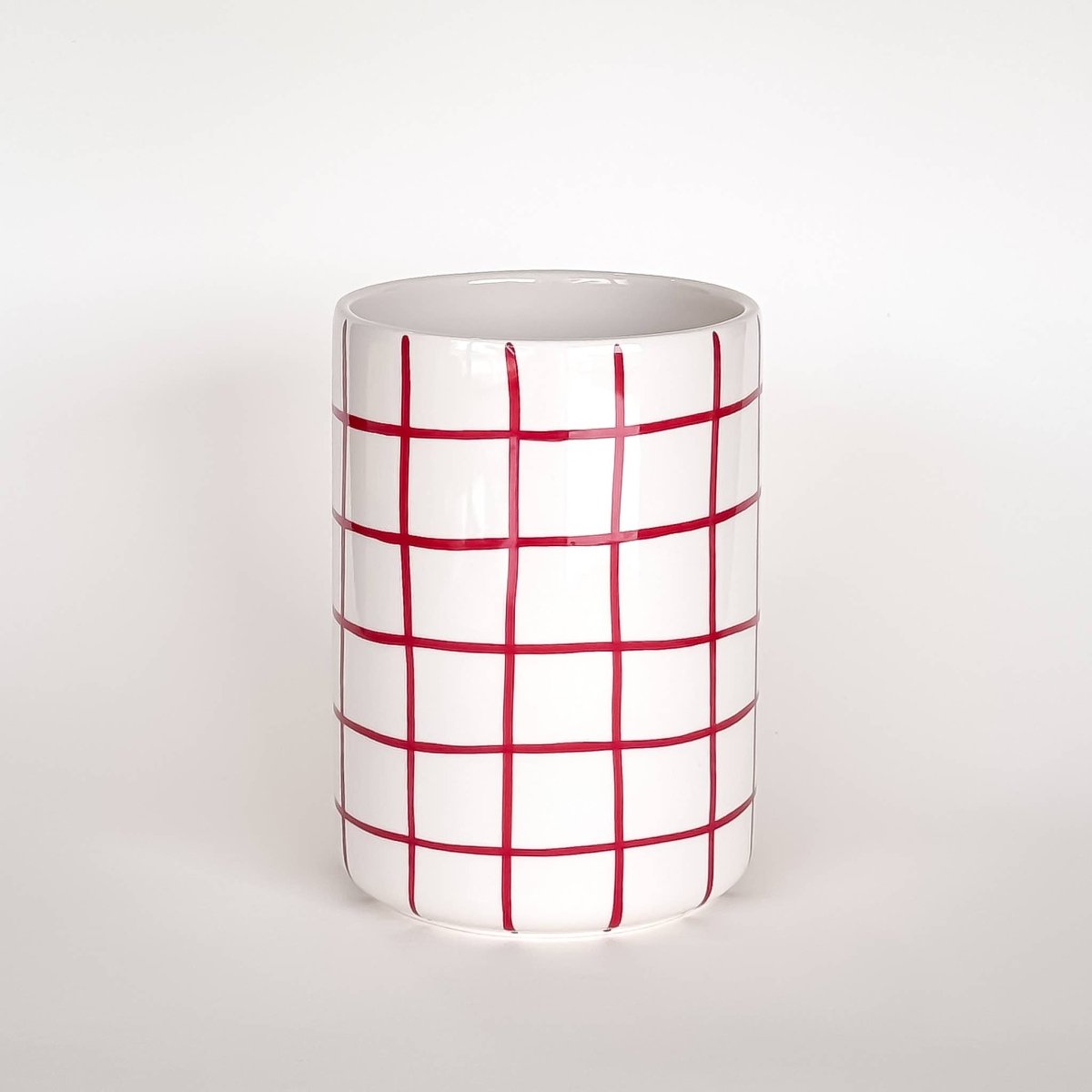 Magazin Minori - GRID Vase mit Linienraster • tramonto red - Vase - ROSA ECK Concept Store