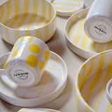 Magazin Minori - STRIPES Tasse (300 ml) • spiaggia yellow - Kaffee - und Teetasse - ROSA ECK Concept Store