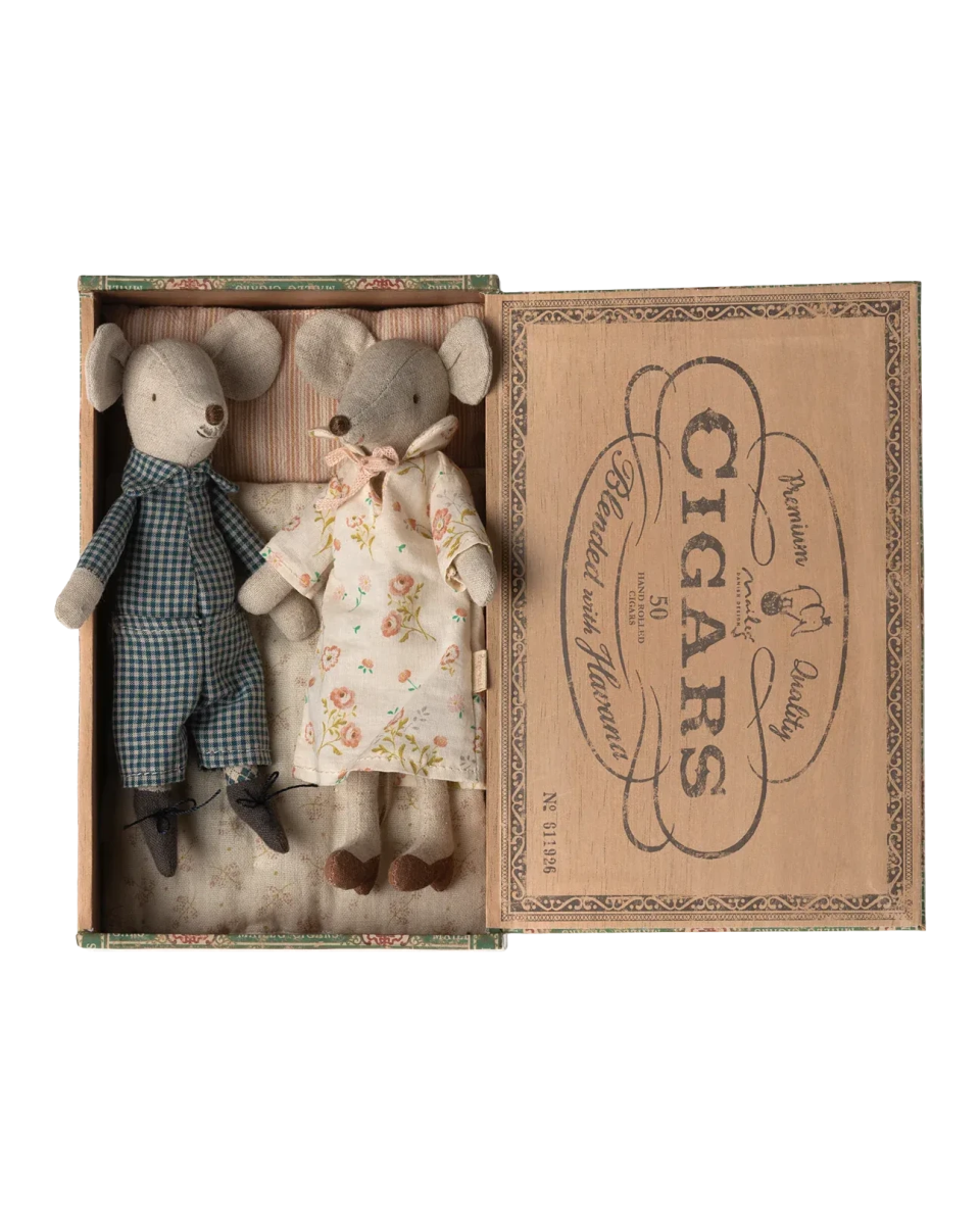 Maileg - Maileg Oma und Opa Maus in Box - Spielzeug - ROSA ECK Concept Store