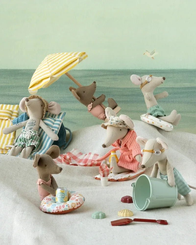 Maileg - Strand Set | Schaufel, Eimer & Muscheln - Spielzeug - ROSA ECK Concept Store