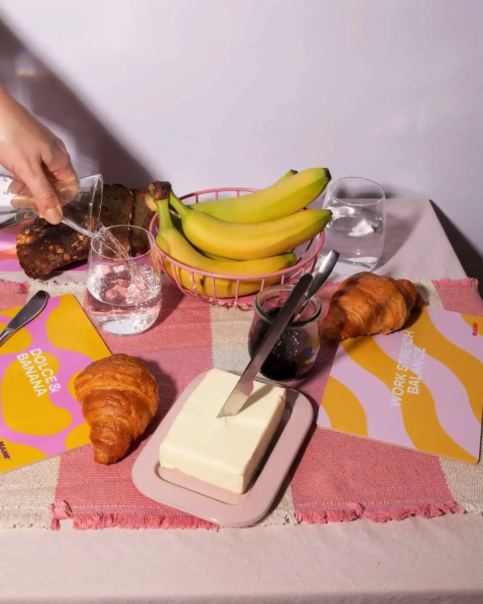 MAMF - WORK STREICH BALANCE Frühstücksbrettchen - Tablett - ROSA ECK Concept Store