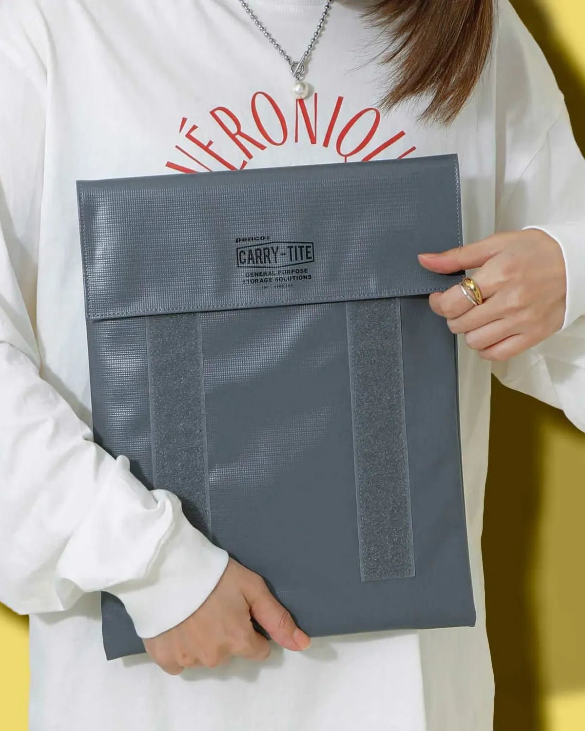 Penco - CARRY TITE Laptophülle • Yellow - ROSA ECK