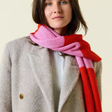 Popeia - Gestreifter Schal aus Merinowolle • Pink/Rot - Schal - ROSA ECK