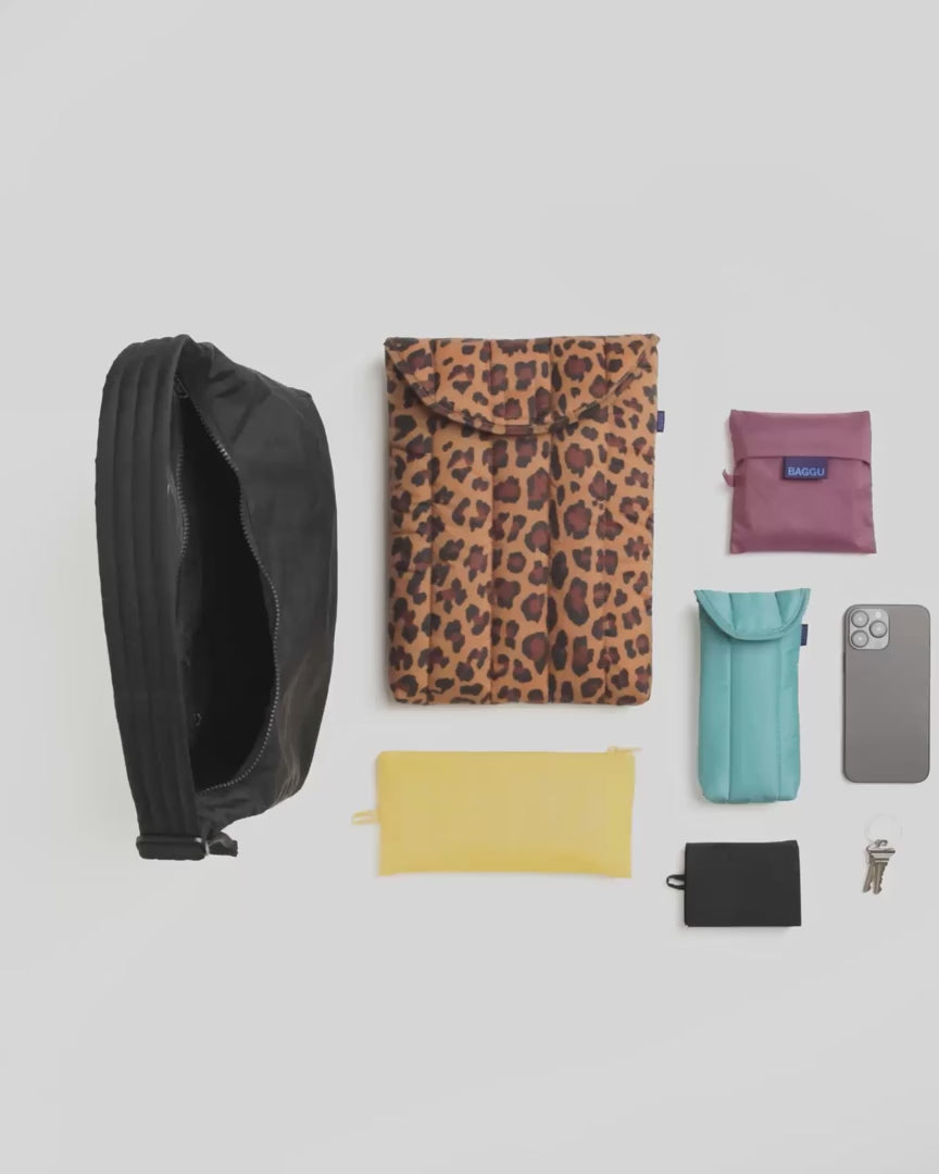 Schultertasche aus Nylon • Caper
