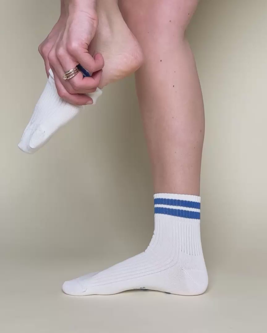 ANKLE Socken aus Bio-Baumwolle • Blaue Streifen