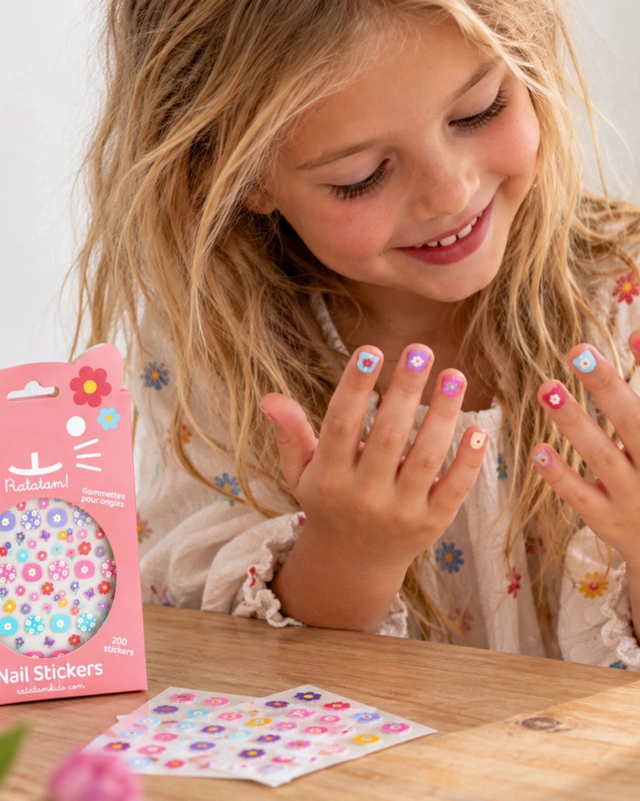 Ratatam - Kinder-Nagelsticker • Blumen - ROSA ECK