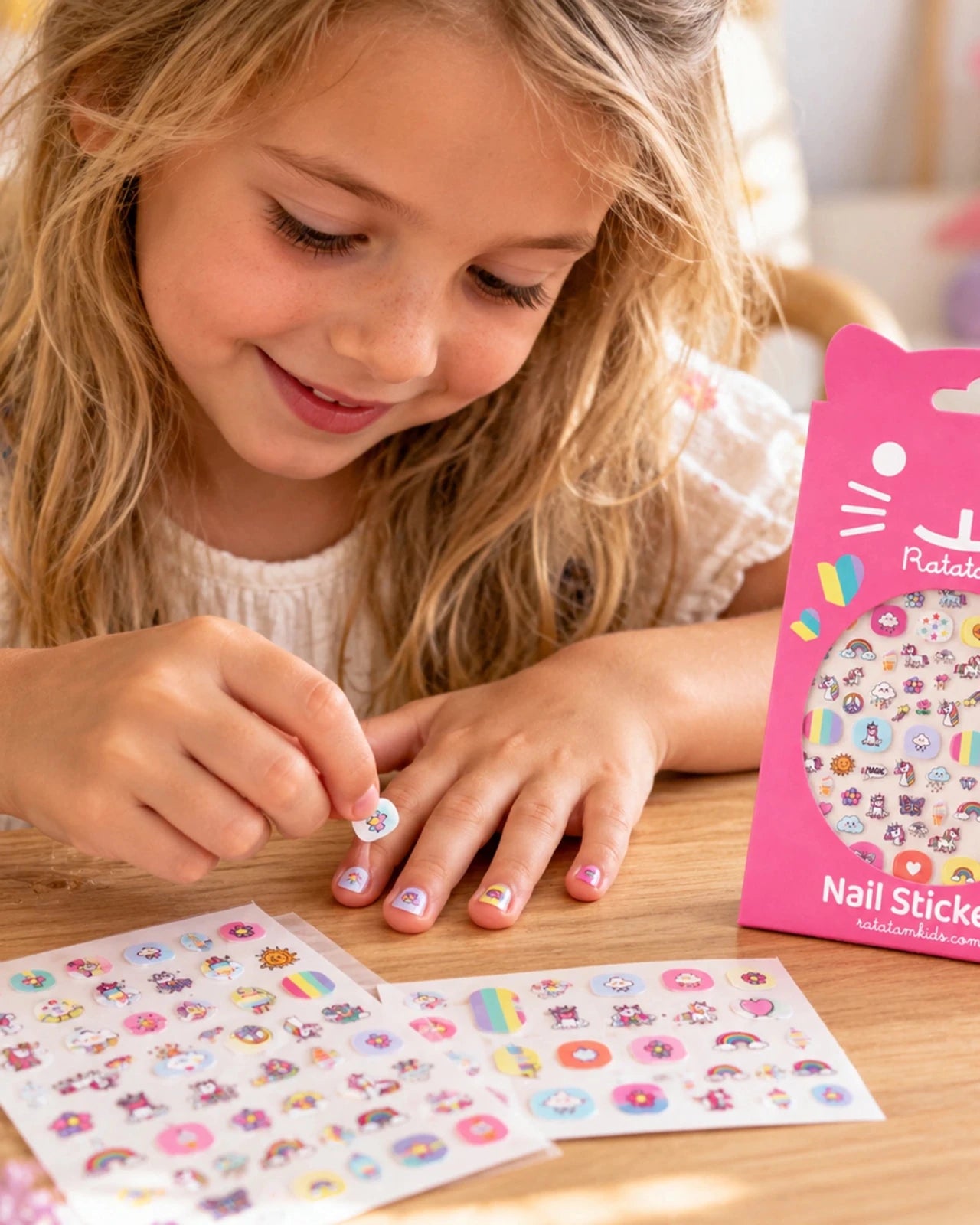 Ratatam - Kinder-Nagelsticker • Einhorn - ROSA ECK