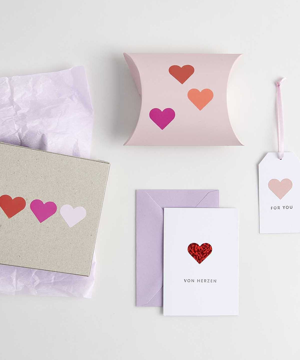 Rico Design - Sticker Herzen, rot, holographisch (120 Stück) - Sticker - ROSA ECK - , ,