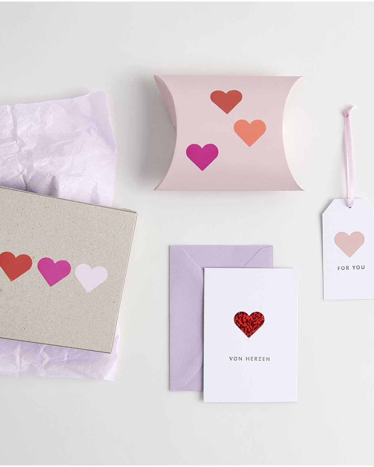 Rico Design - Sticker Herzen, rot, holographisch (120 Stück) - Sticker - ROSA ECK - , ,