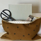 Rose in April - LILI Etui • Cumin Heart - ROSA ECK