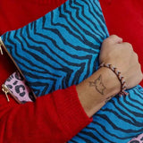 Rose in April - LILI Etui • Zebre Greek Blue/Black - ROSA ECK