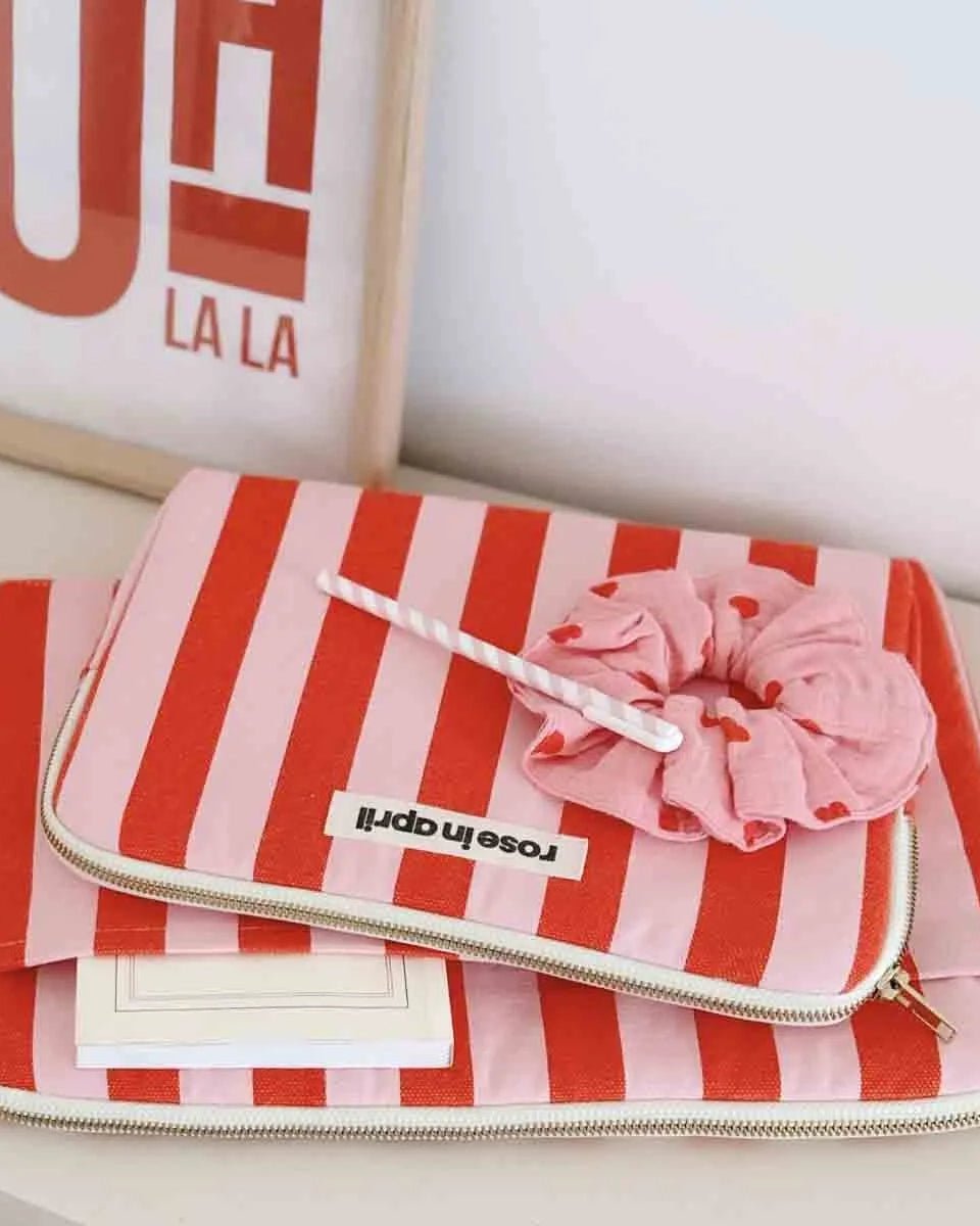 Rose in April - OCTAVE Laptoptasche (13/14 Zoll) • Streifen Rot/Pink - Laptoptasche - ROSA ECK Concept Store