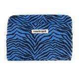 Rose in April - OCTAVE Laptoptasche • Zebrou Greek Blue - Laptoptasche - ROSA ECK