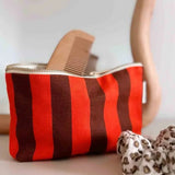 Rose in April - SOFIA Kleiner Kulturbeutel • Stripes Brown/Tomato - ROSA ECK
