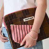 Rose in April - SOFIA Kleiner Kulturbeutel • Stripes Tennis Funky Pink - ROSA ECK