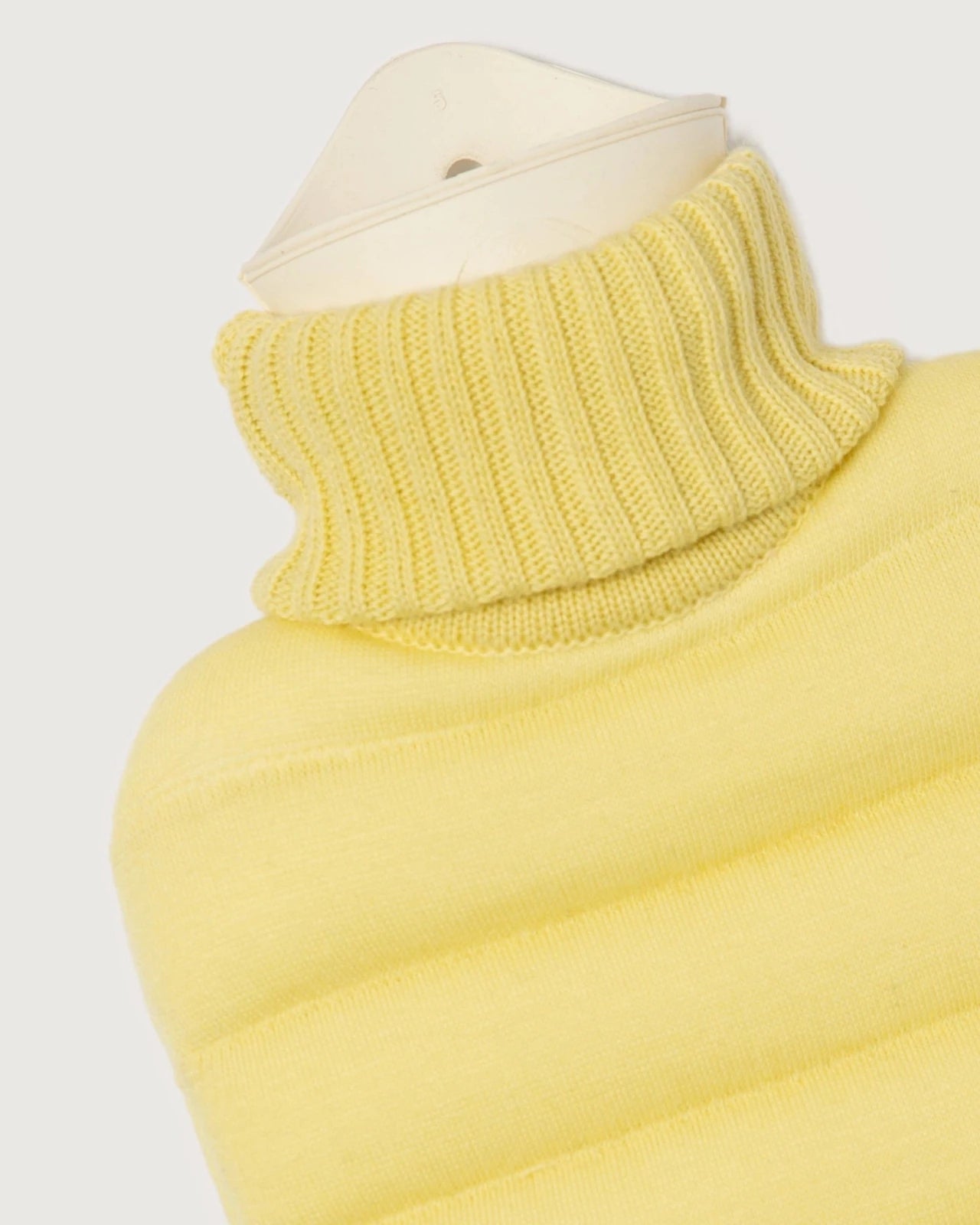 SUITE702 - Mini-Puffy-Wärmflasche • Butter Yellow - ROSA ECK