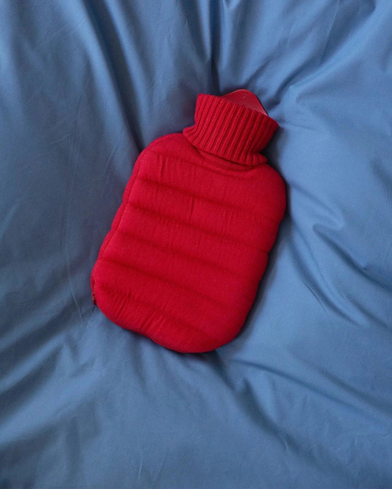 SUITE702 - Mini-Puffy-Wärmflasche • Cherry Red - ROSA ECK