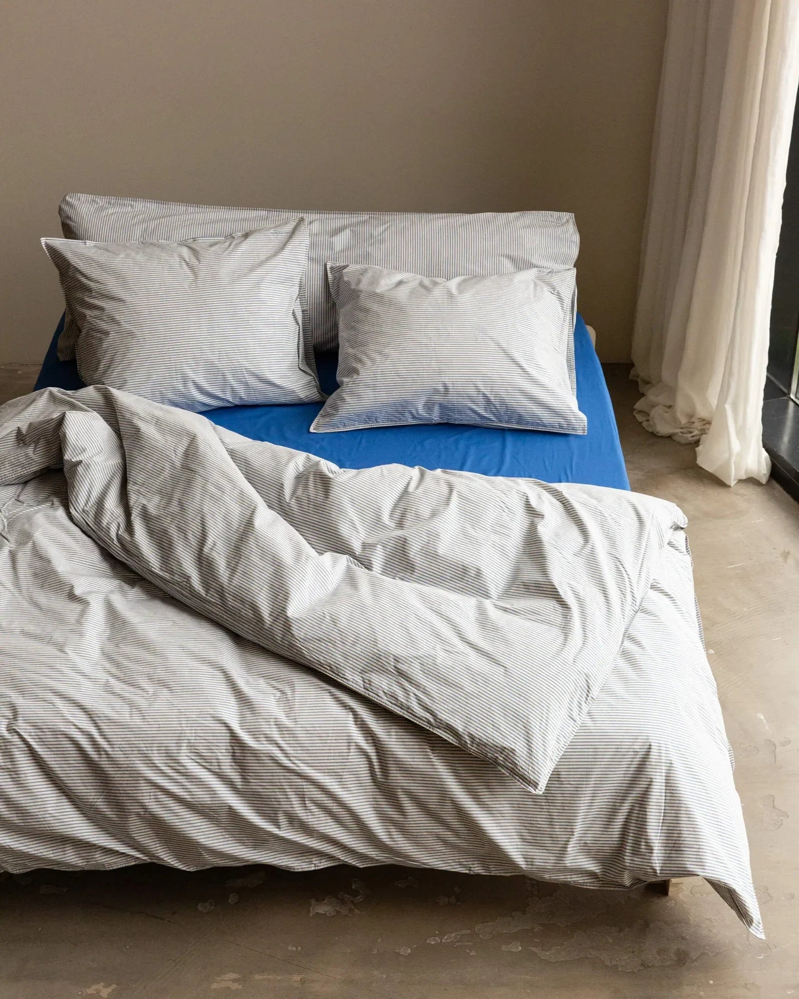SUITE702 - Spannbettlaken aus Bio-Baumwolle • Cobalt Blue - ROSA ECK