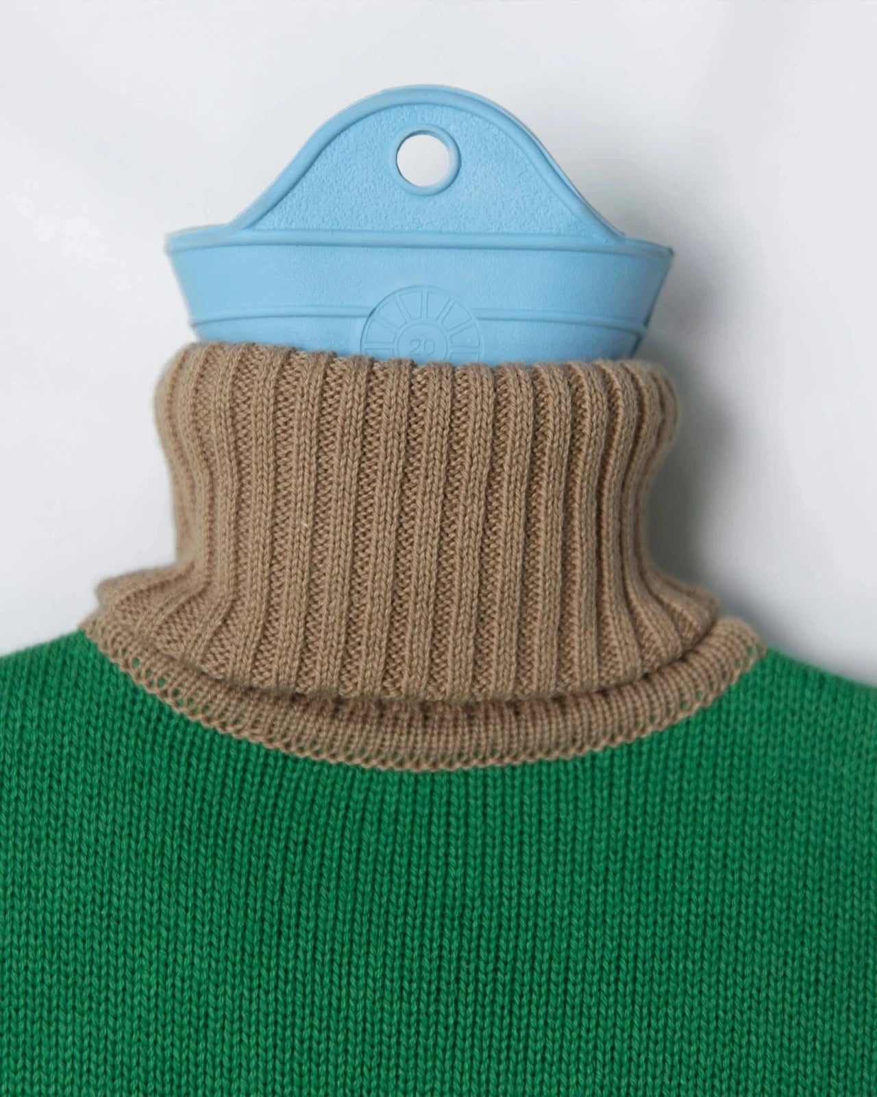 SUITE702 - Wärmflasche • Green - ROSA ECK