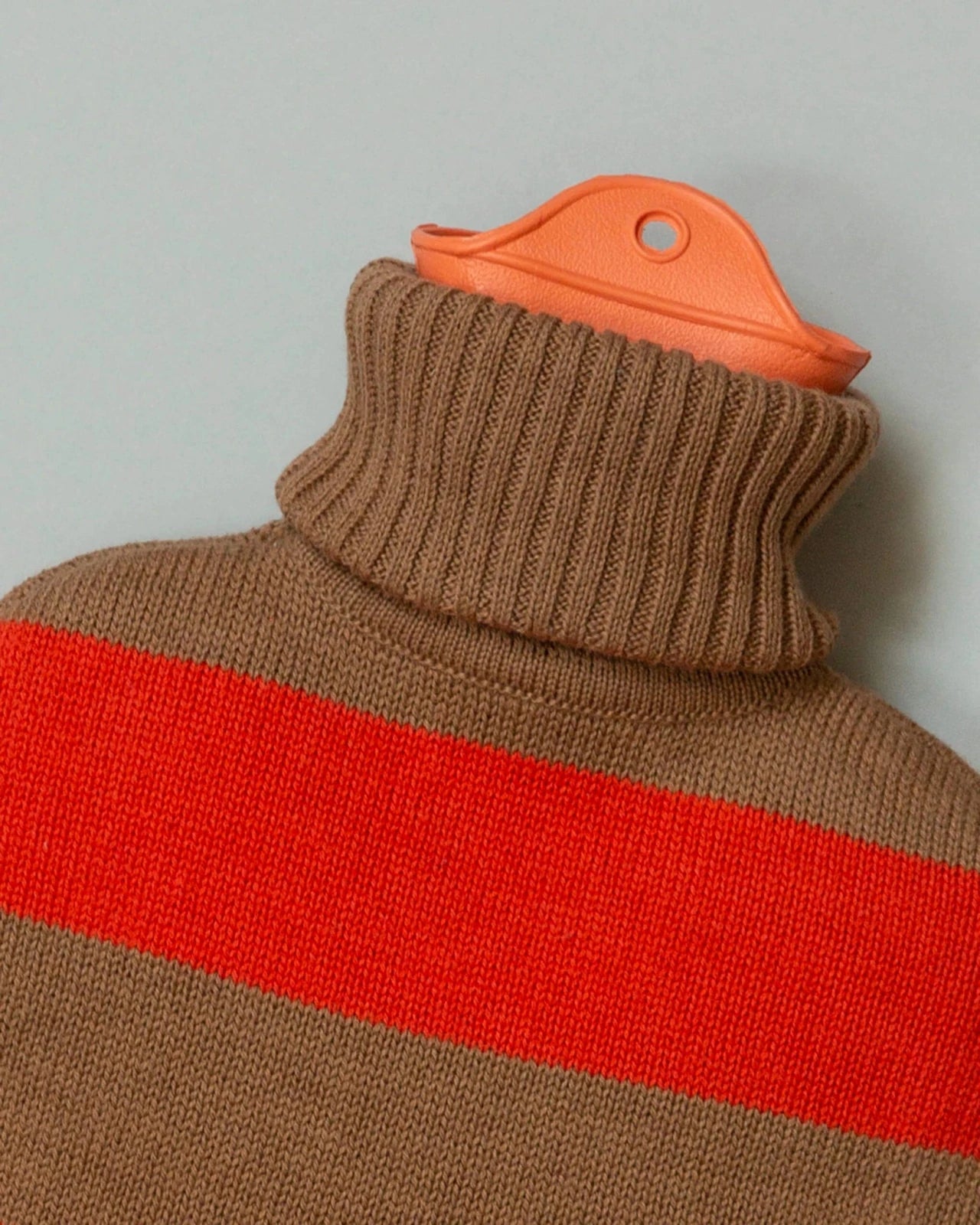 SUITE702 - Wärmflasche • Vermillion-Camel - ROSA ECK